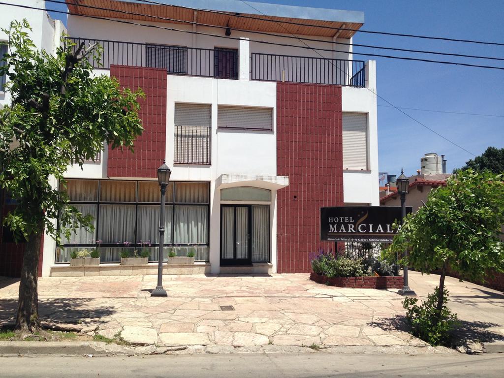 Hotel Marciala Вилья-Карлос-Пас Экстерьер фото